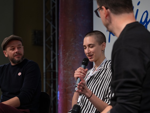 Novosti - Utakmica na Sajmu knjiga - Hop lektira: Korina Hunjak, Korina Hunjak, Vjeran Juhas © Tanja Draškić Savić