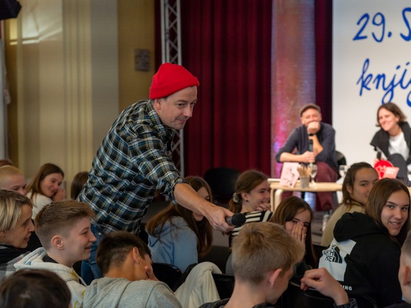 Novosti-Čista poezija ljudskosti - Hop lektira: Ena Jurov, Vibor Juhas, Vjeran Juhas, Ena Jurov © Tanja Draškić Savić