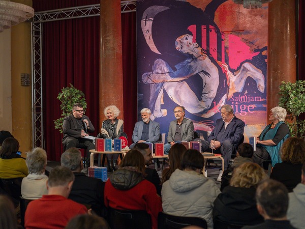 31. Sa(n)jam - Nemiri Miroslava Krleže u poeziji, dramama i esejima; Aljoša Pužar, Miroslava Vučić, Boris Senker, Slaven Jurić, Ante Žužul, Helena Sablić Tomić © Petra Tadić